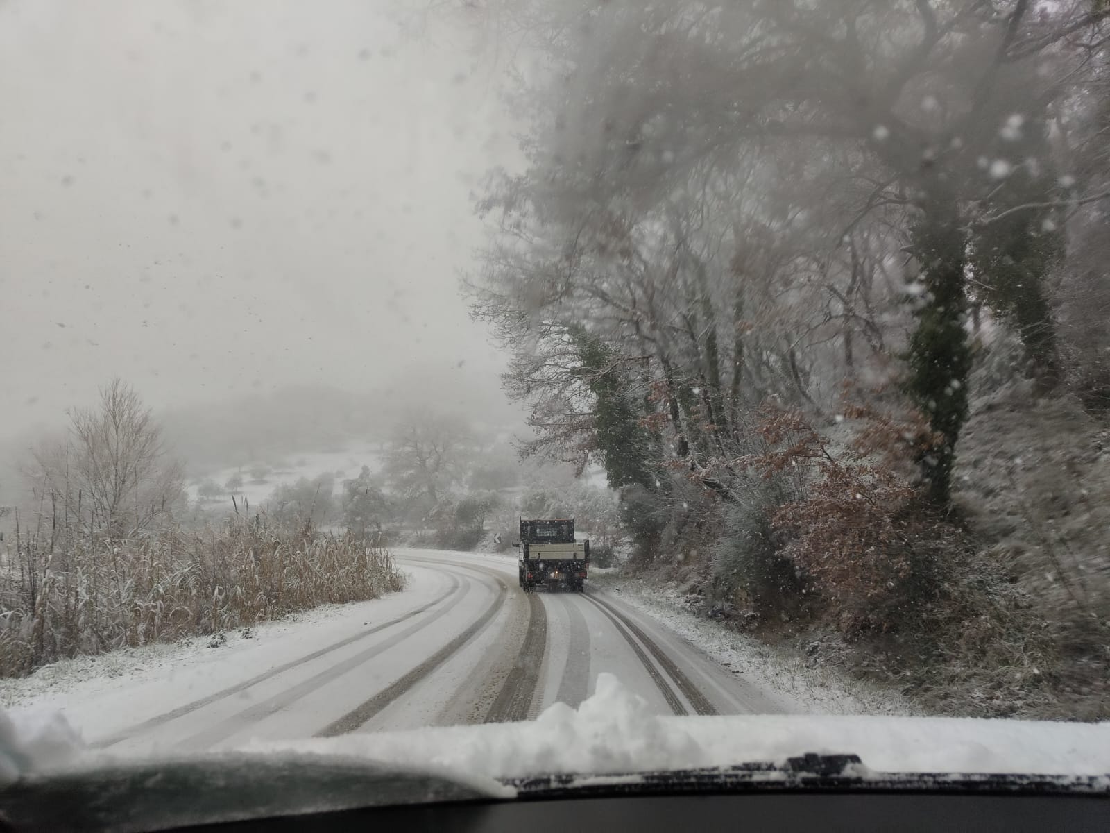 Strada-Castel-Rigone-Magione-neve