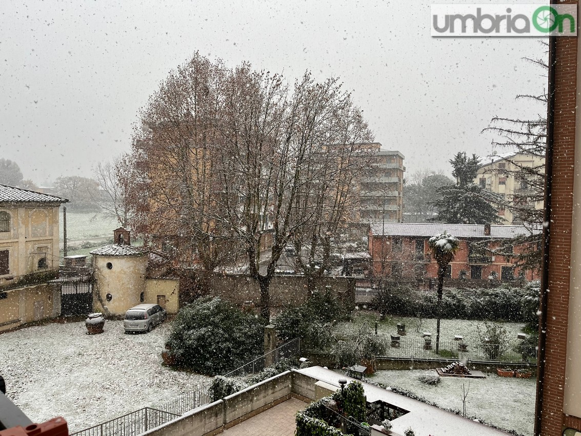 Terni-neve-borgo-Bovio-1
