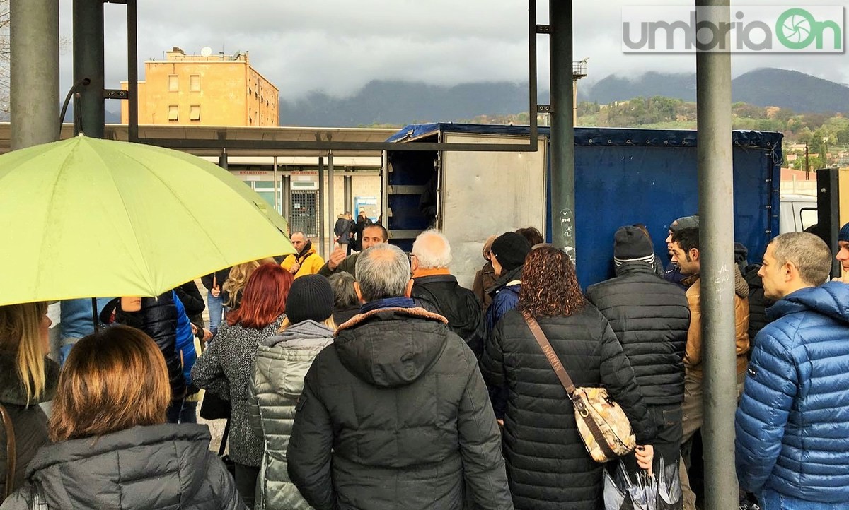 No Inceneritori, manifestazione Terni pioggia - 14 febbraio 2016 (4)