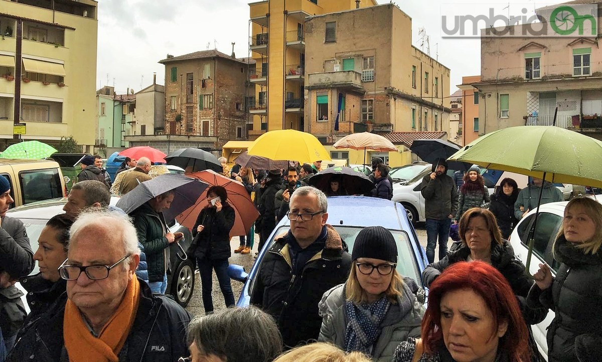 No Inceneritori, manifestazione Terni pioggia - 14 febbraio 2016 (6)