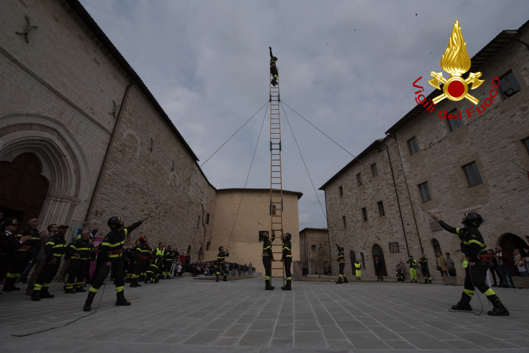 Nocera-Umbra-vigili-del-fuoco15