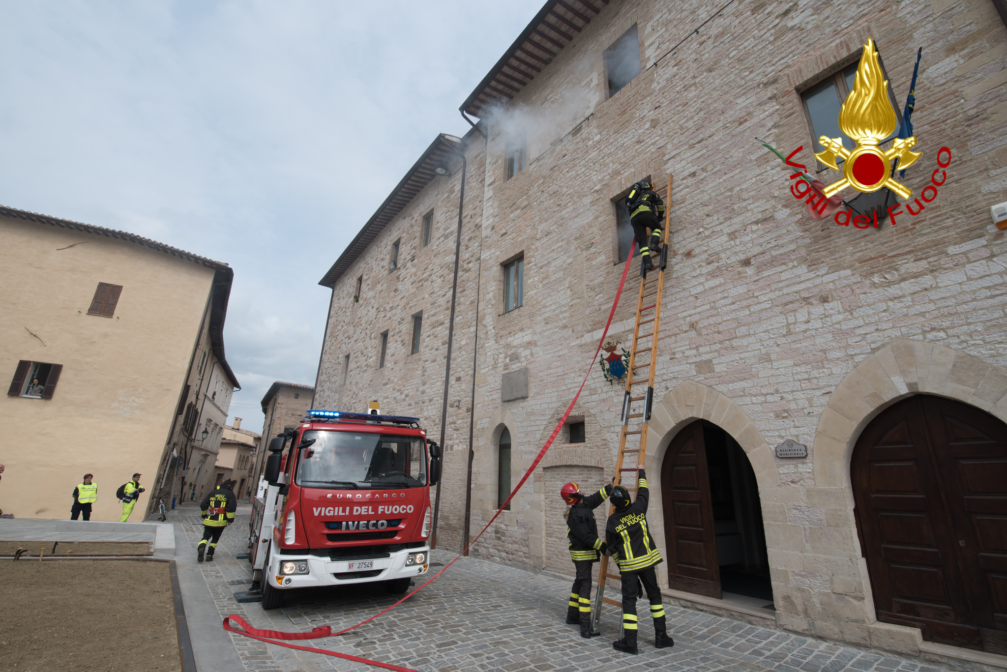 Nocera-Umbra-vigili-del-fuoco16