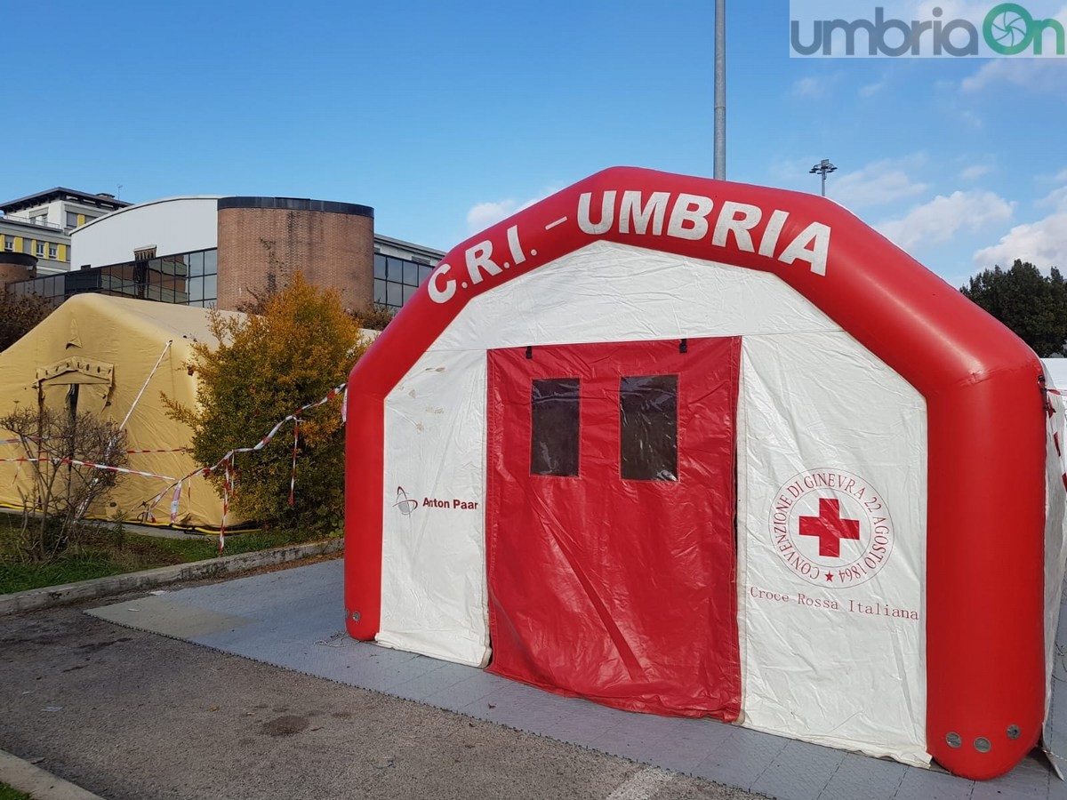 Ospedale-campo-CRI-Terni-sopralluogo-15-novembre-2020-2