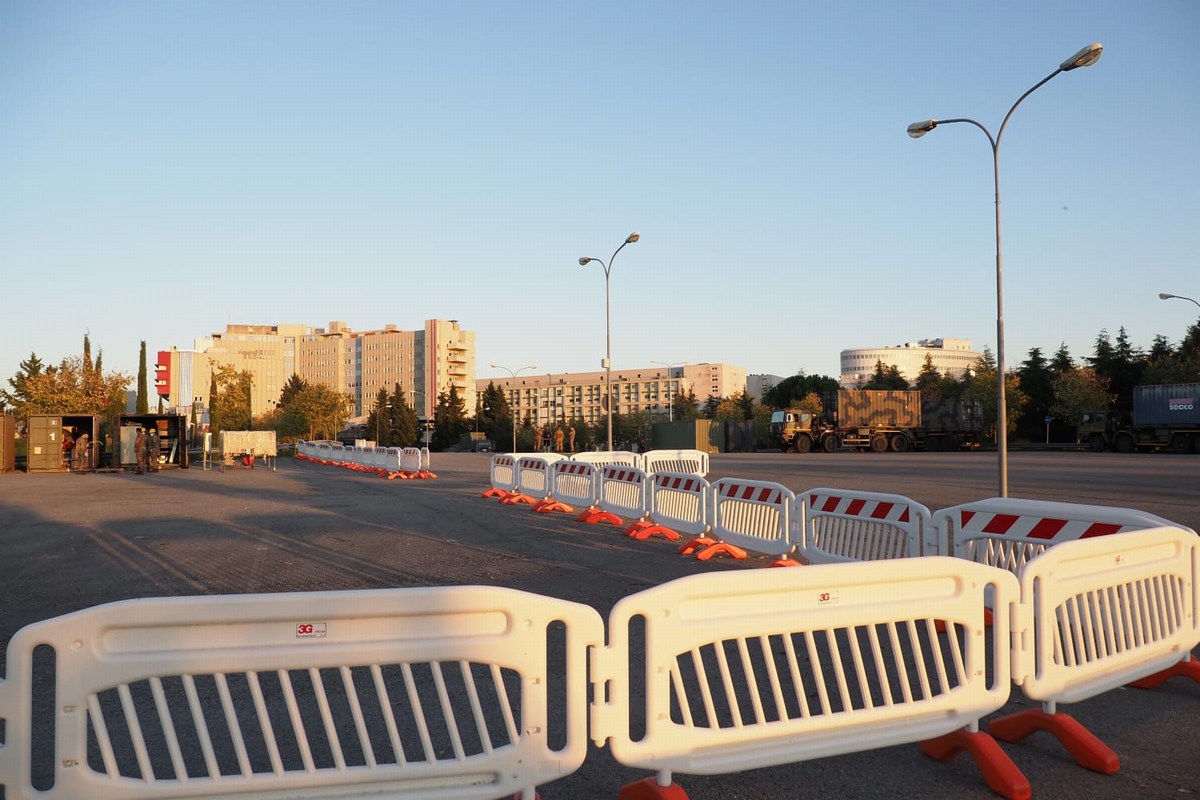 Ospedale-da-campo-Perugia-montaggio-Esercito-7-novembre-2020-foto-Belfiore-7