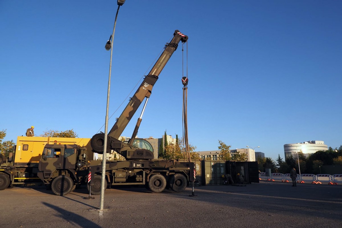 Ospedale-da-campo-Perugia-montaggio-Esercito-7-novembre-2020-foto-Belfiore-9