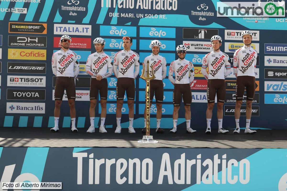 Tirreno Adriatico cascata partenza_3298- A.Mirimao