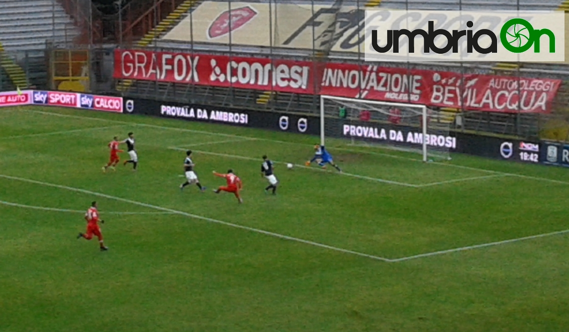 Perugia - Brescia diagonale di Mustacchio a lato