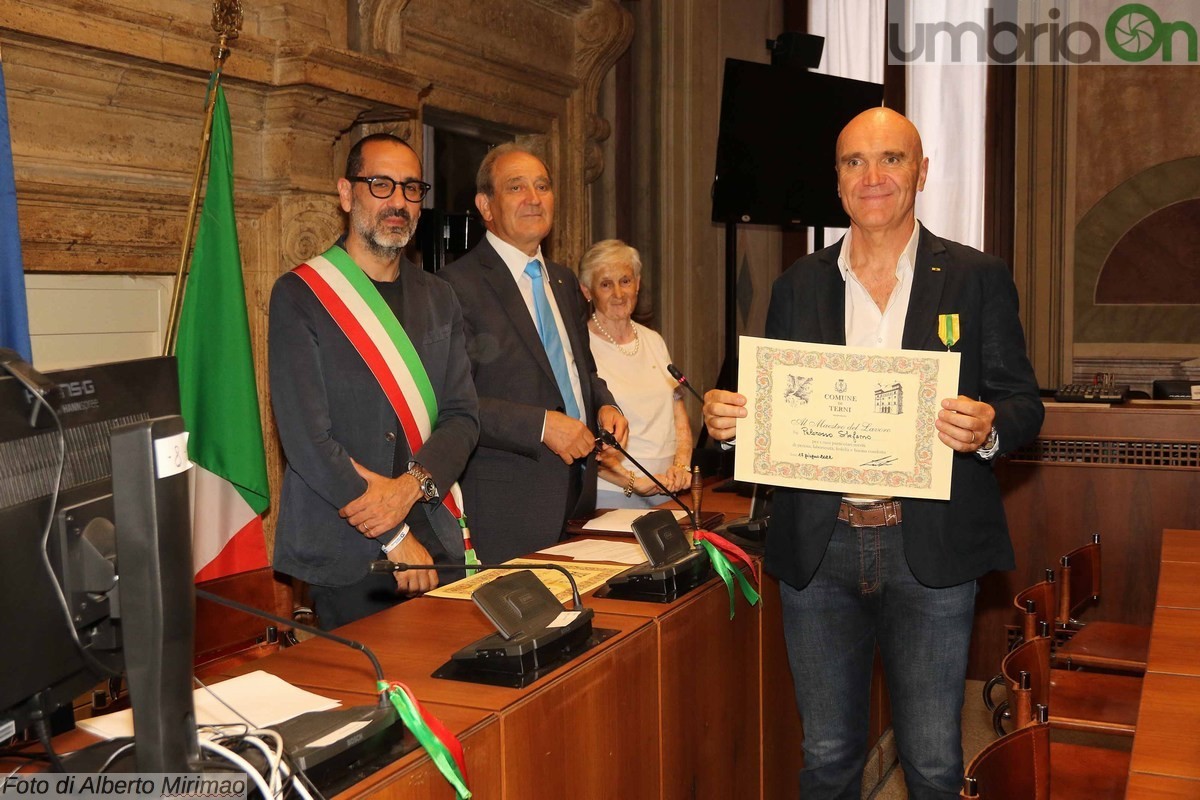 Premiazione maestri del lavoro Terni Comune - 17 giugno 2022 (foto Mirimao) (15)