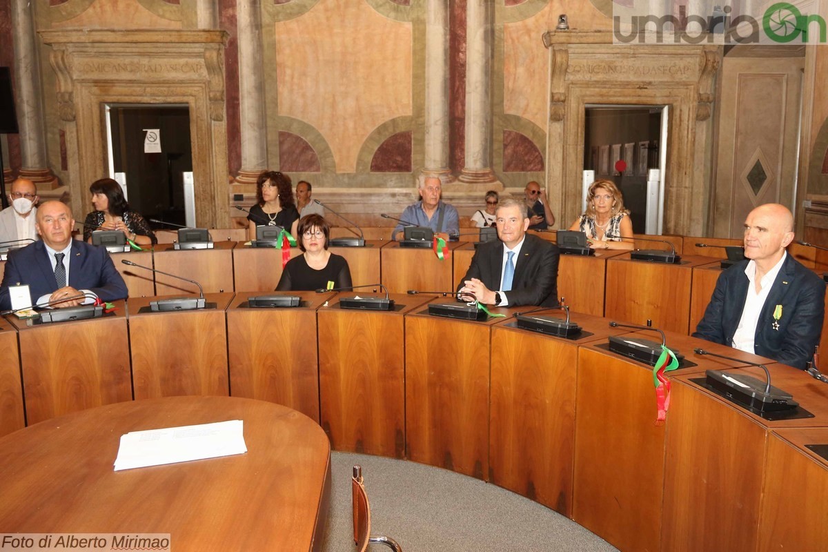 Premiazione maestri del lavoro Terni Comune - 17 giugno 2022 (foto Mirimao) (2)