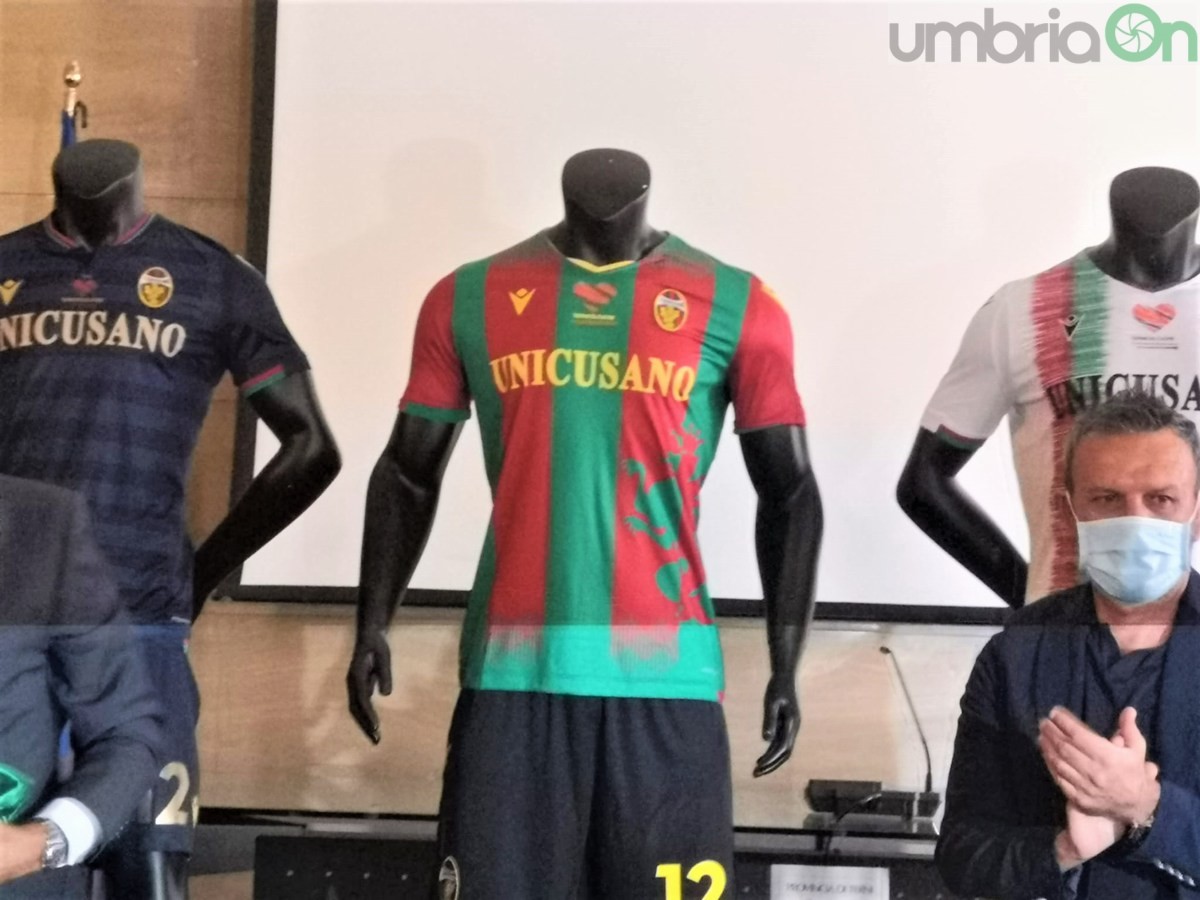 Maglie-Ternana-2020-2021-1