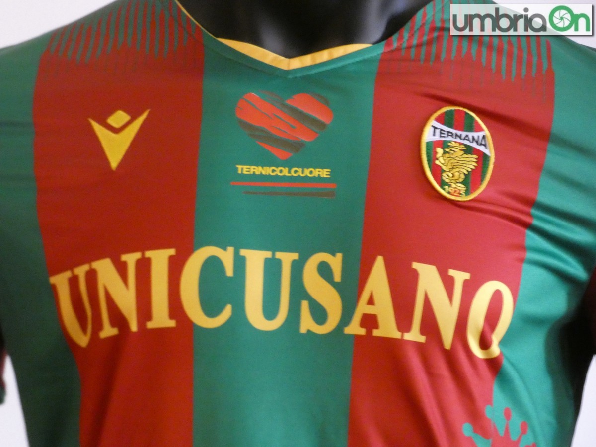 Prima-maglia-Ternana-2020-2021.jpg