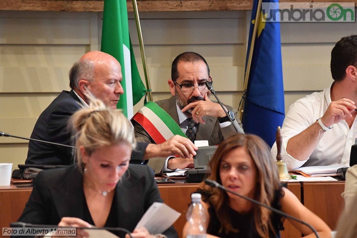 Prima seduta consiglio comunale, giunta Latini - 12 luglio 2018 (foto Mirimao) (10)