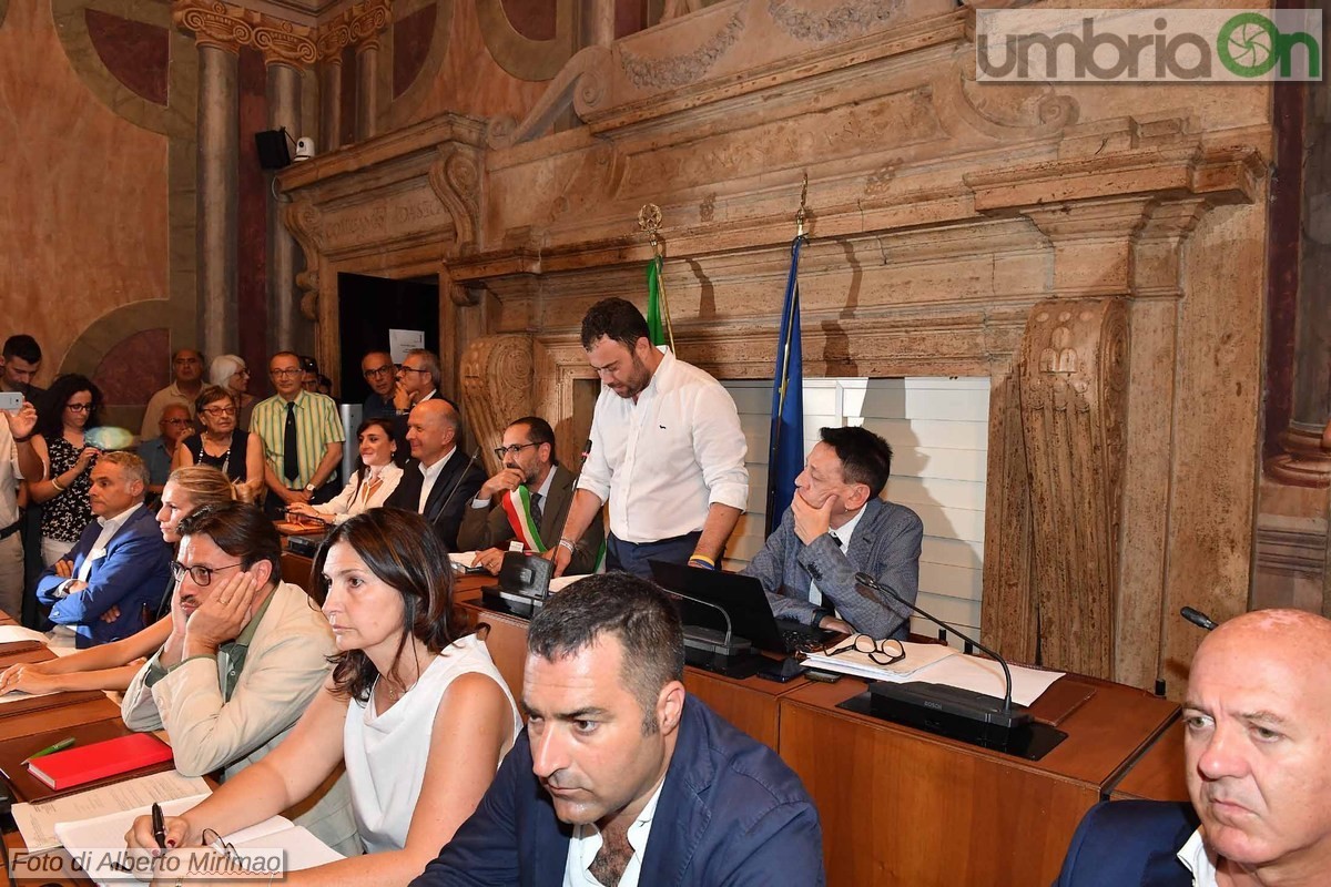 Prima seduta consiglio comunale, giunta Latini - 12 luglio 2018 (foto Mirimao) (30)