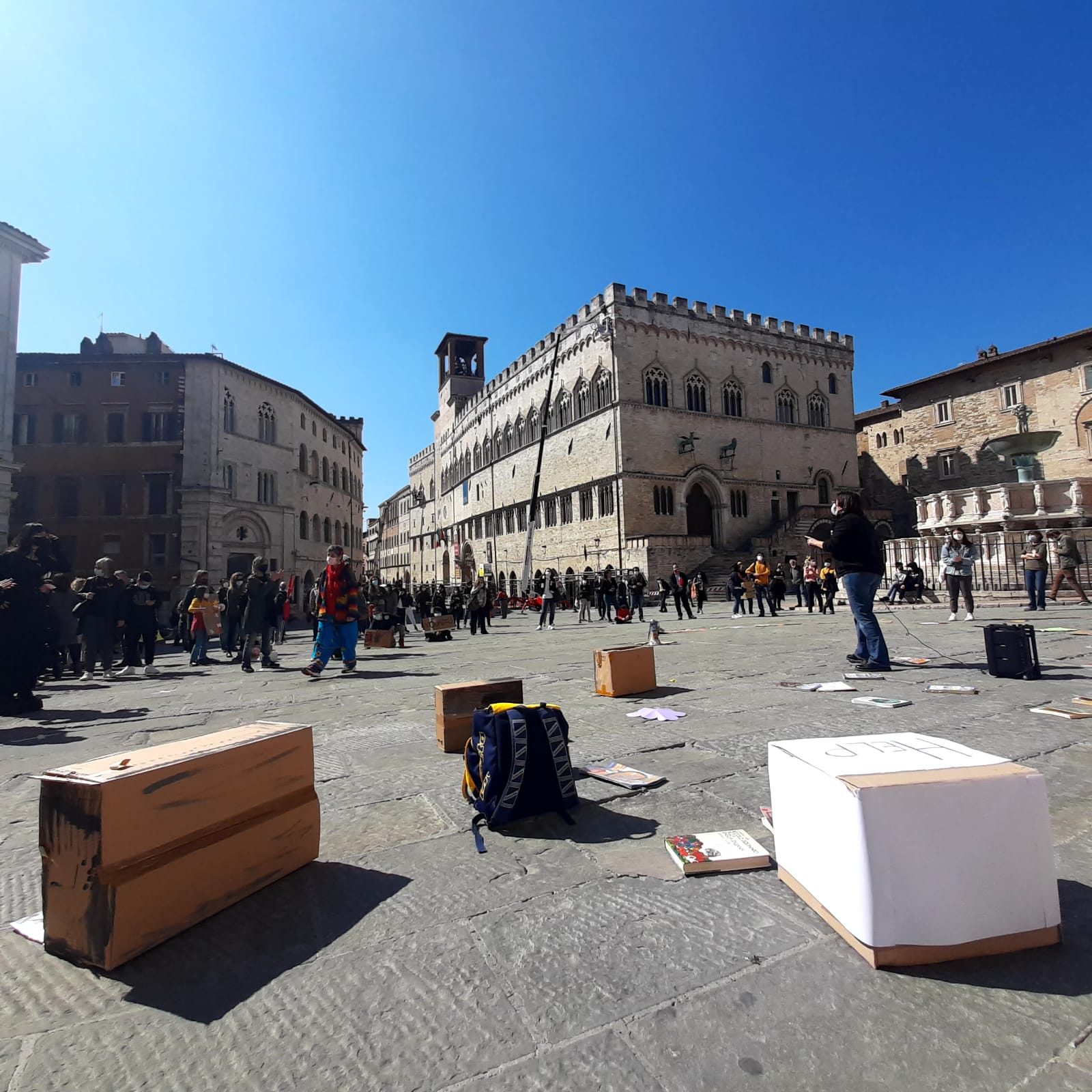 priorità alla scuola manifestazione 26 marzo manifestazione_perugia