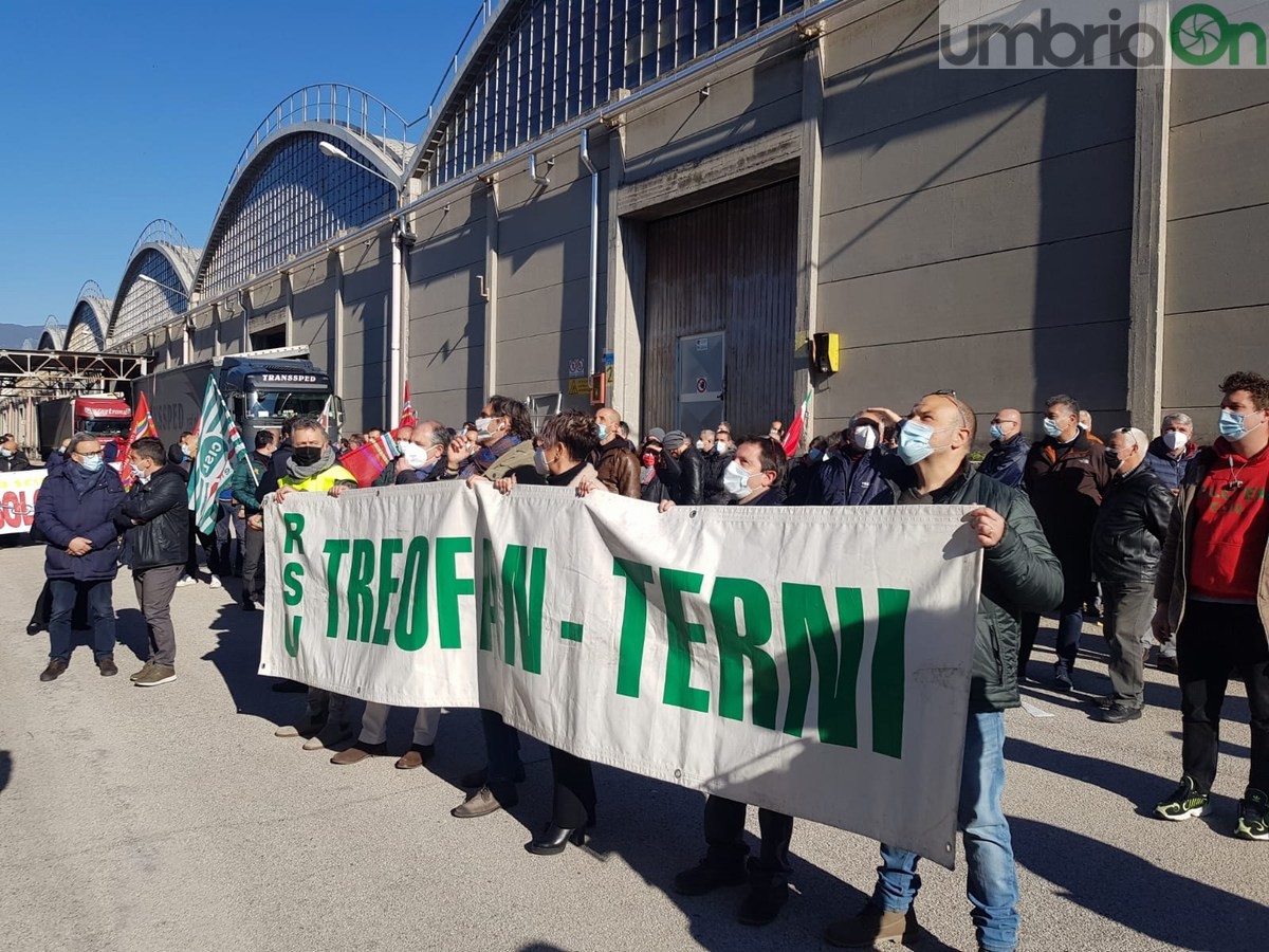 Protesta-lavoratori-Treofan-sotto-la-direzione-23-novembre-2020-2