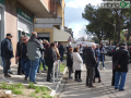 protesta sportello banca Intesa San Paolo via chiusura 7 marzo bancario (19)