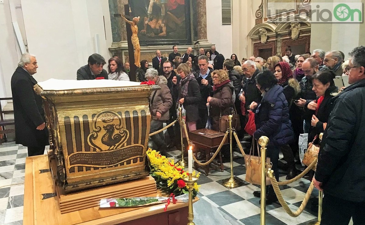 Fedeli basilica San Valentino, Terni - 14 febbraio 2016 (2)
