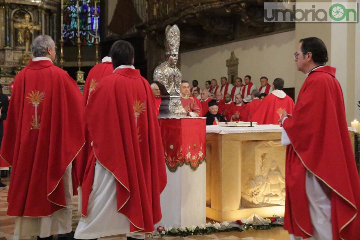 San Valentino, messa pontificale duomo (foto Mirimao) - 14 febbraio 2016 (24)