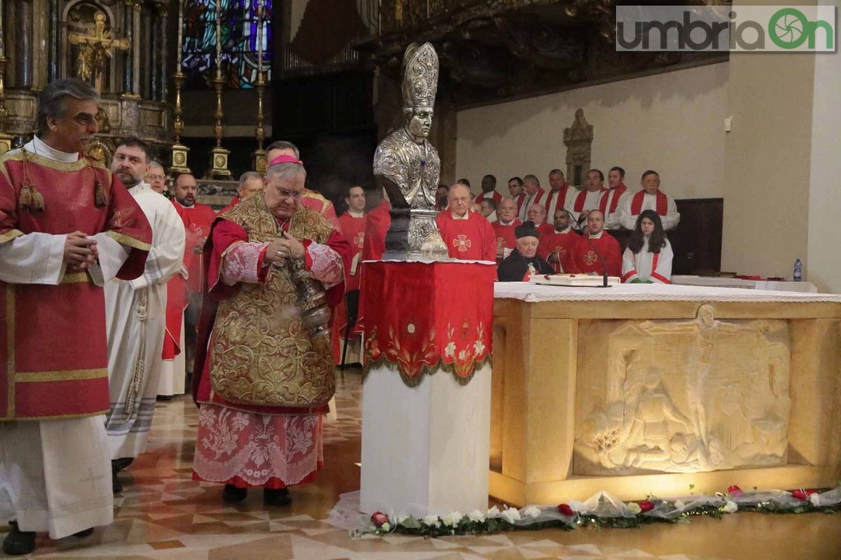 San Valentino, messa pontificale duomo (foto Mirimao) - 14 febbraio 2016 (26)