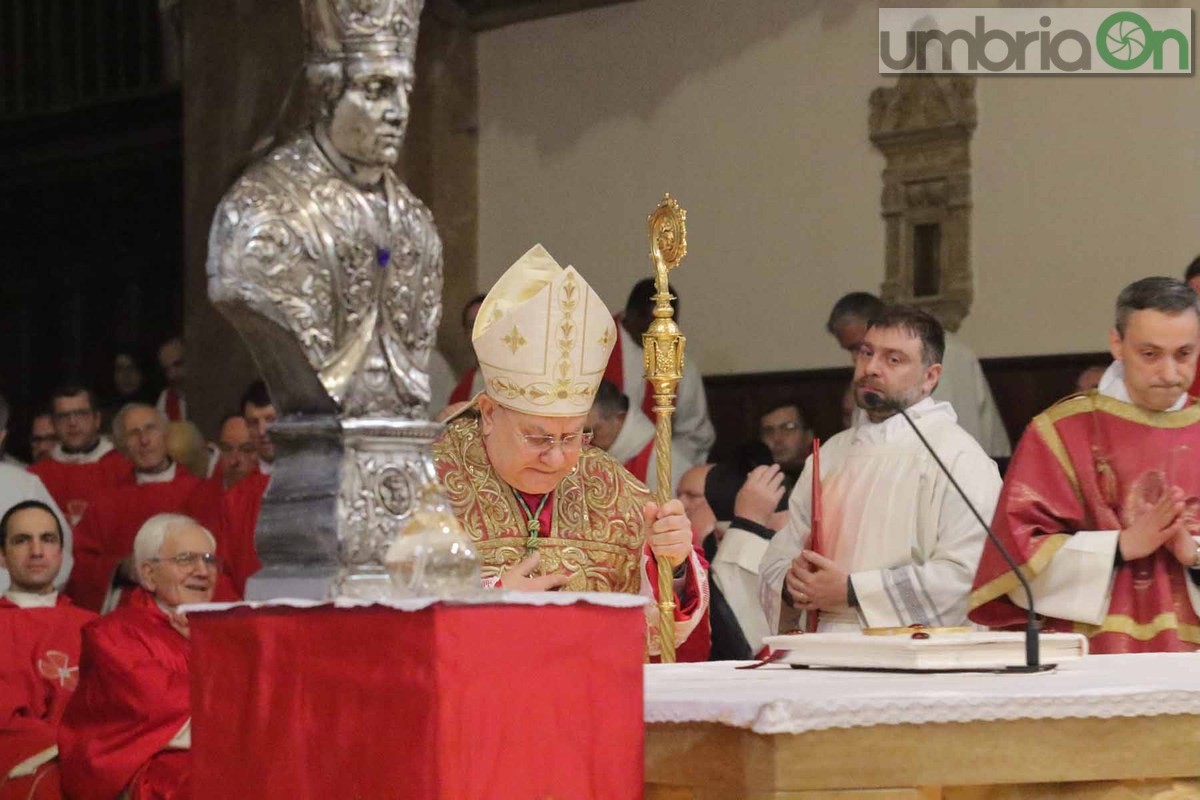 San Valentino, messa pontificale duomo (foto Mirimao) - 14 febbraio 2016 (47)