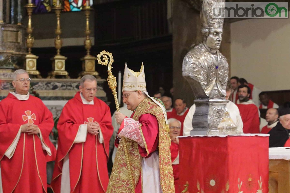 San Valentino, messa pontificale duomo (foto Mirimao) - 14 febbraio 2016 (48)