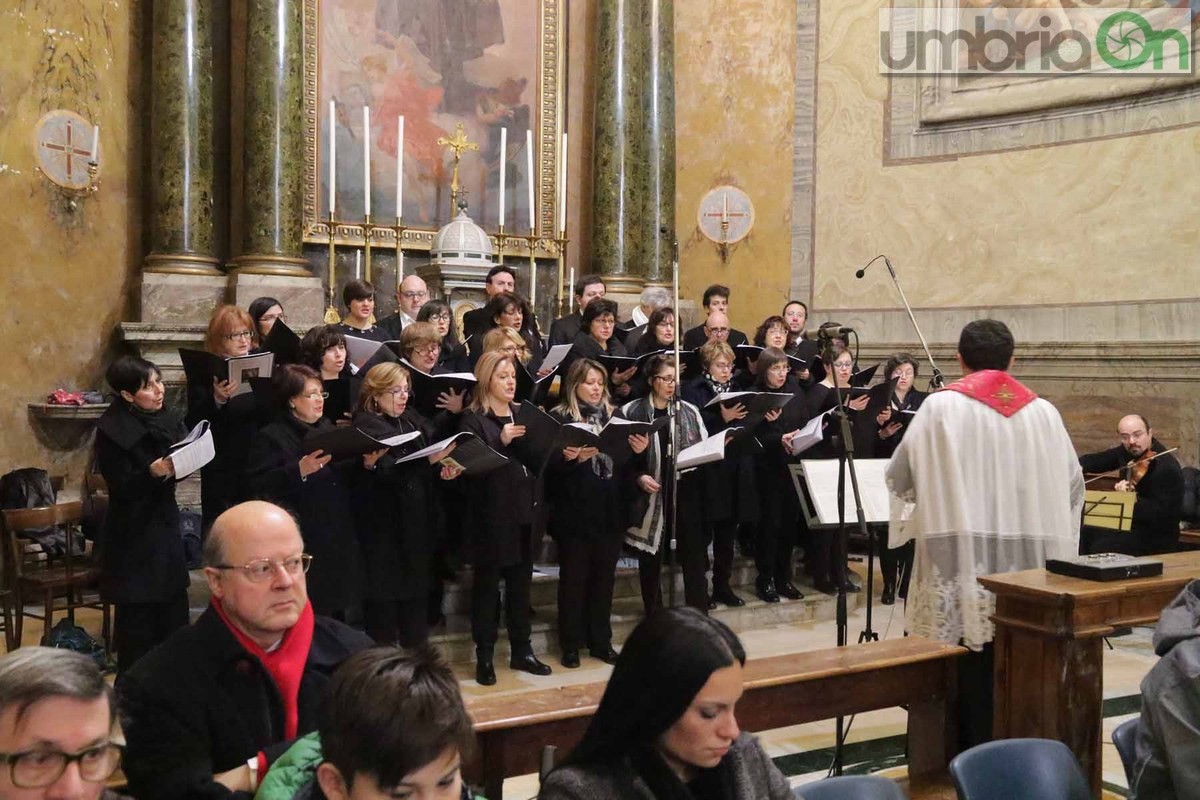 San Valentino, messa pontificale duomo (foto Mirimao) - 14 febbraio 2016 (68)