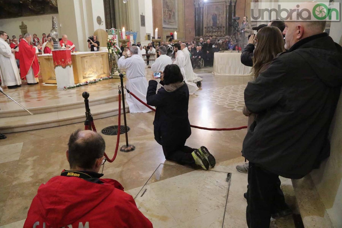 San Valentino, messa pontificale duomo (foto Mirimao) - 14 febbraio 2016 (71)