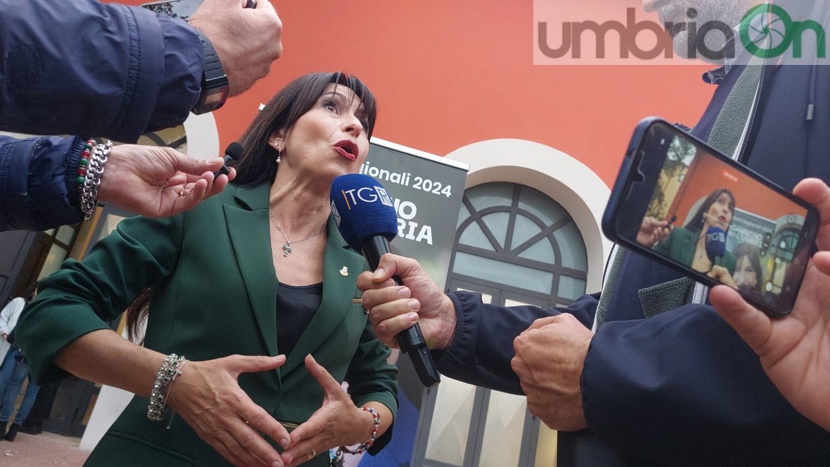 Stefania-Proietti-presentazione-liste-centrosinistra-a-Terni-20-ottobre-2024-5