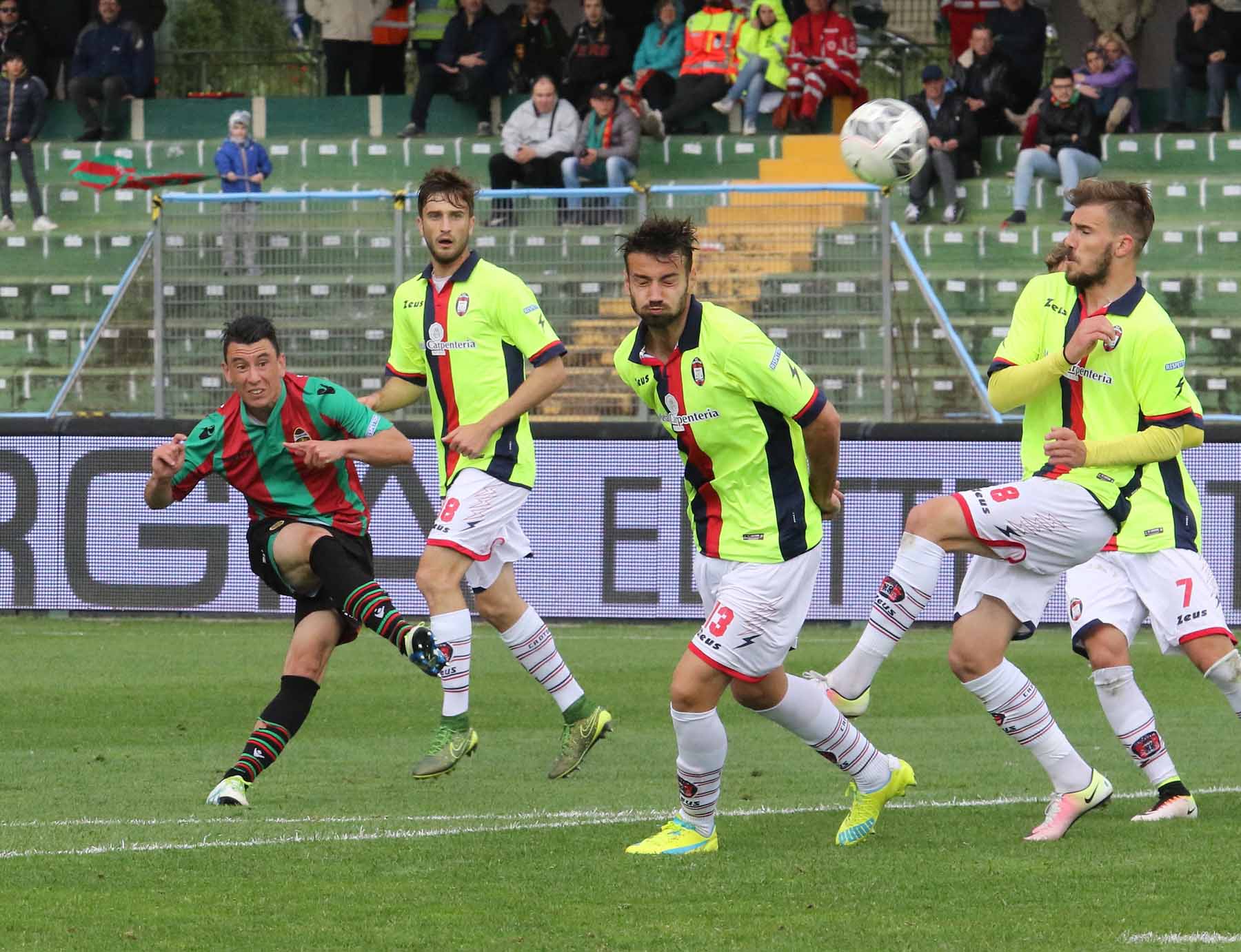 Ternana - Crotone (Foto di A (33)