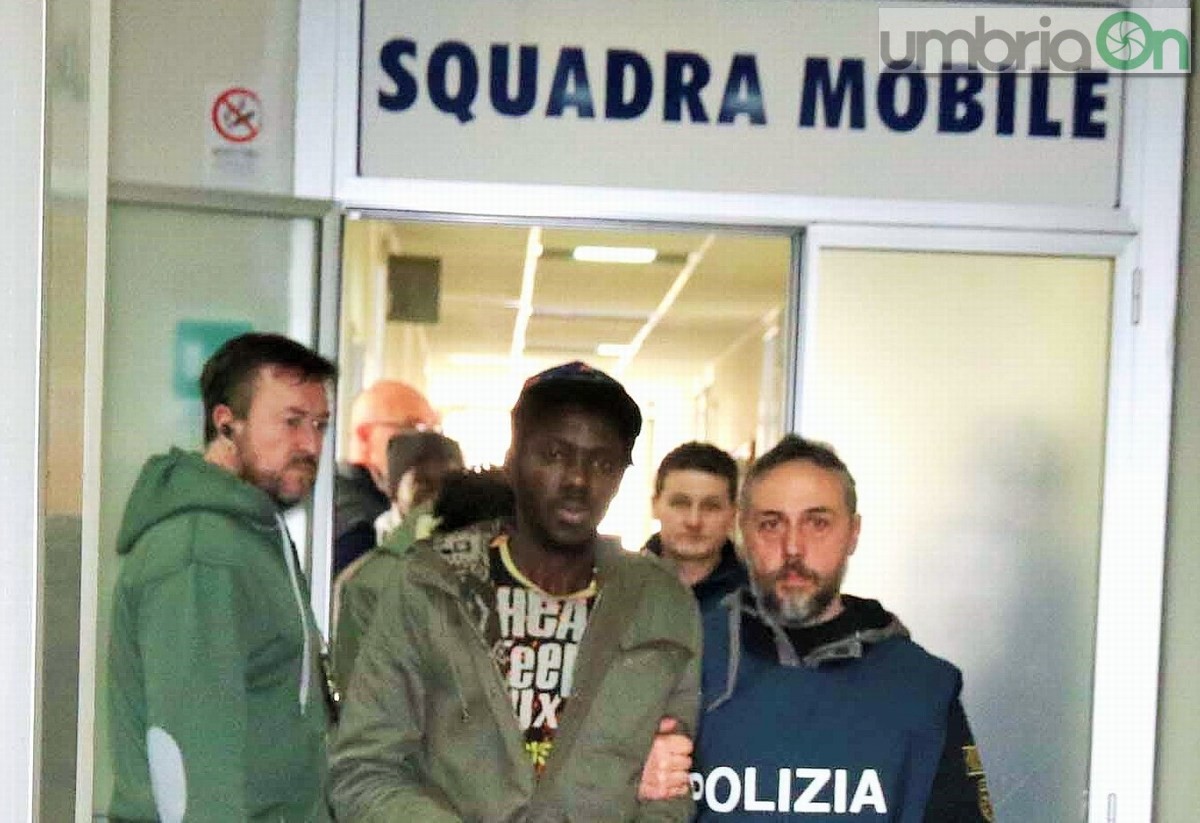 Arresto immigrati droga Mobile Terni (Mirimao) - 28 gennaio 2016 (2)