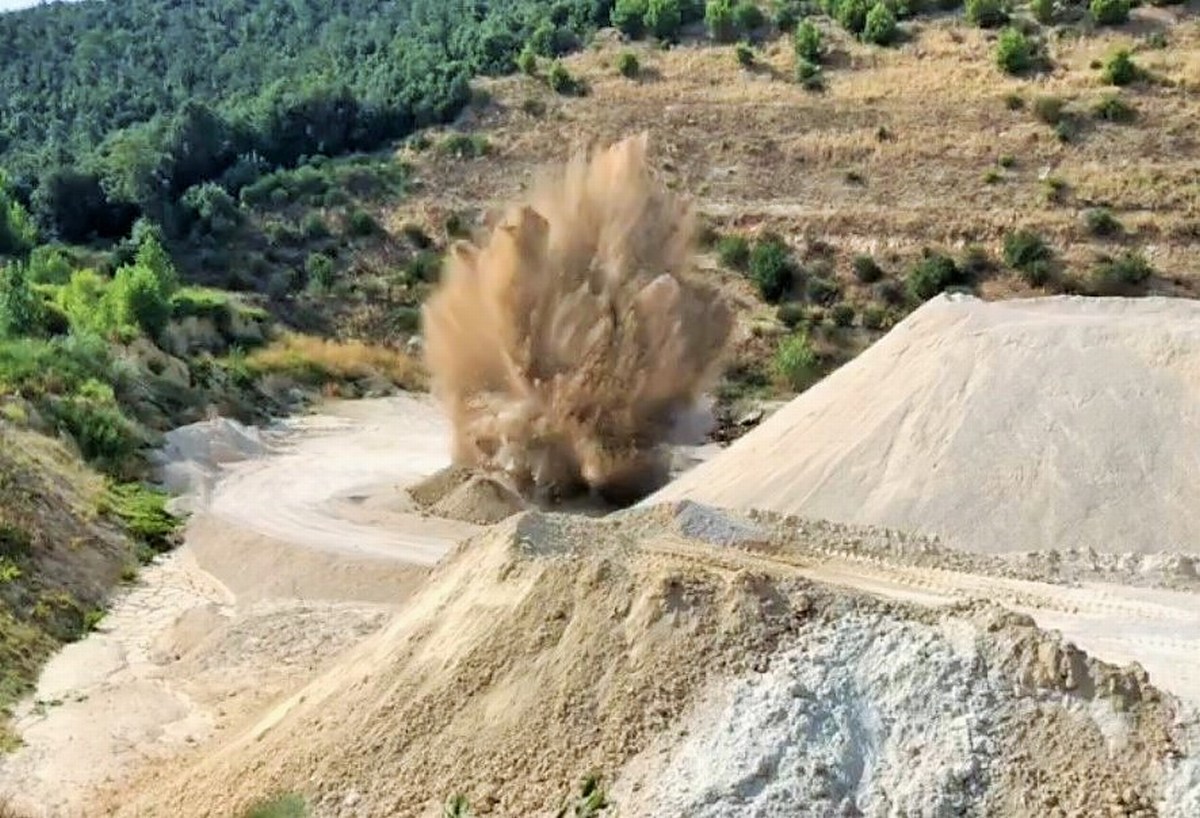 Esplosione bomba Cesi cava San Pellegrino - 29 luglio 2018