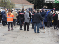 vaccine-day-caos-polizia-carabinieri-hub-casagrande-5-dicembredfd-covid-vaccinji4545