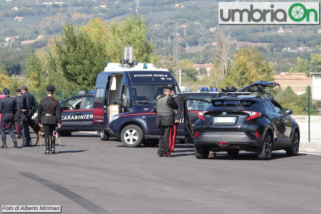 carabinieri-Mirimao-Rato-Terni-verifiche-controllo-raccordo-E45IMG-20181019-WA0055