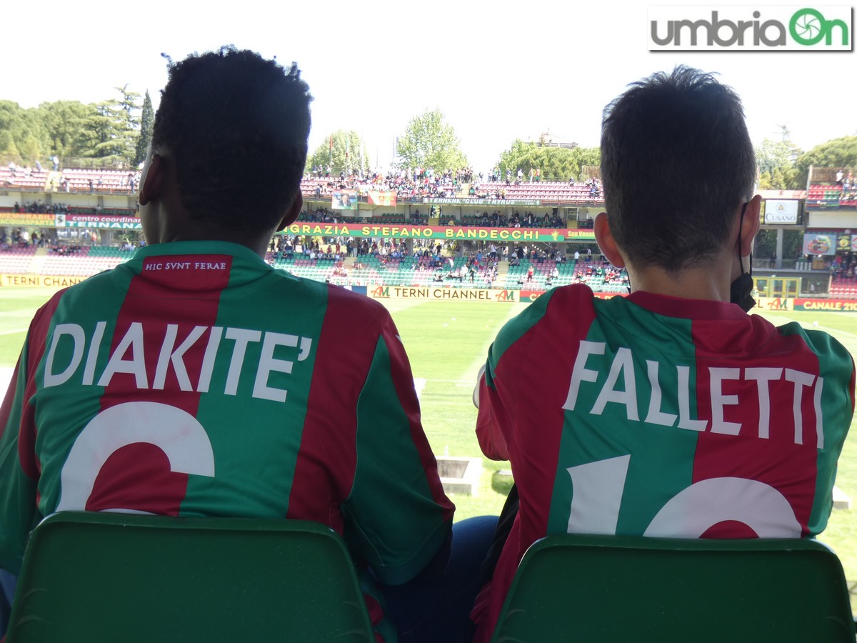 Ternana-derby-Umbria-rossoverde-magliette