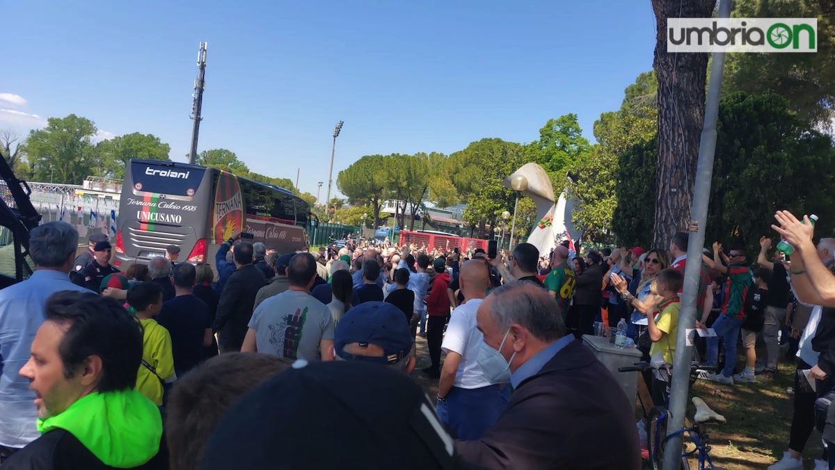 Tifosi Ternana pre derby Perugia – 30 aprile 2022 (24)