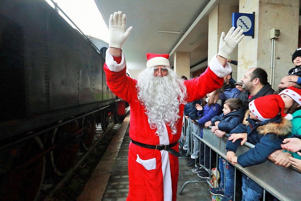 Treno-solidarietà-Natale-Polfer-Caritas-Foligno-15-dicembre-2019-2