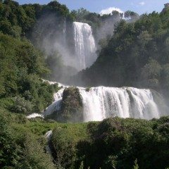 Terni, una ‘Cascata’ fatta di acqua e soldi