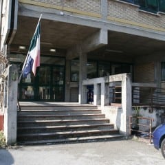 Terni, bufera a scuola: genitori contro