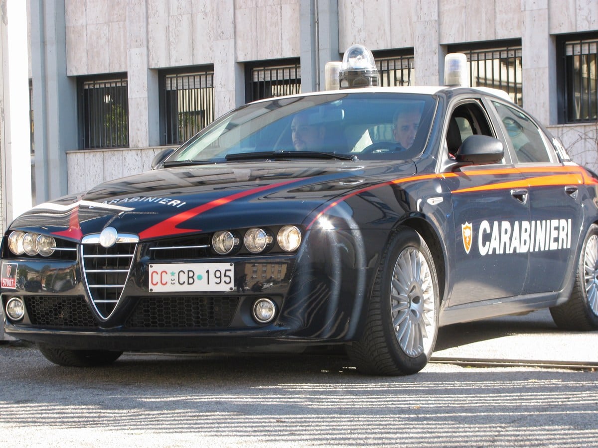 Guerra ai 'cellulari'