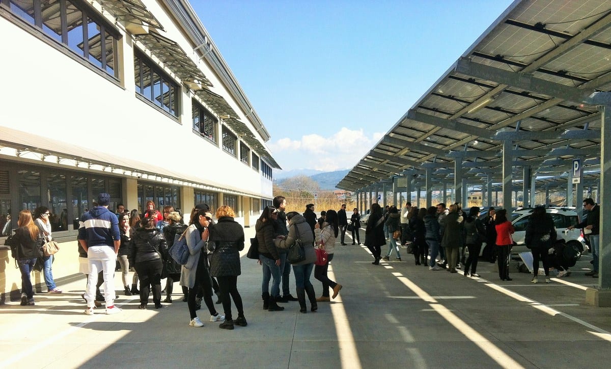 La protesta degli operatori del call center