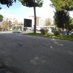 Terni, via Di Vittorio: «Segnaletica assente»