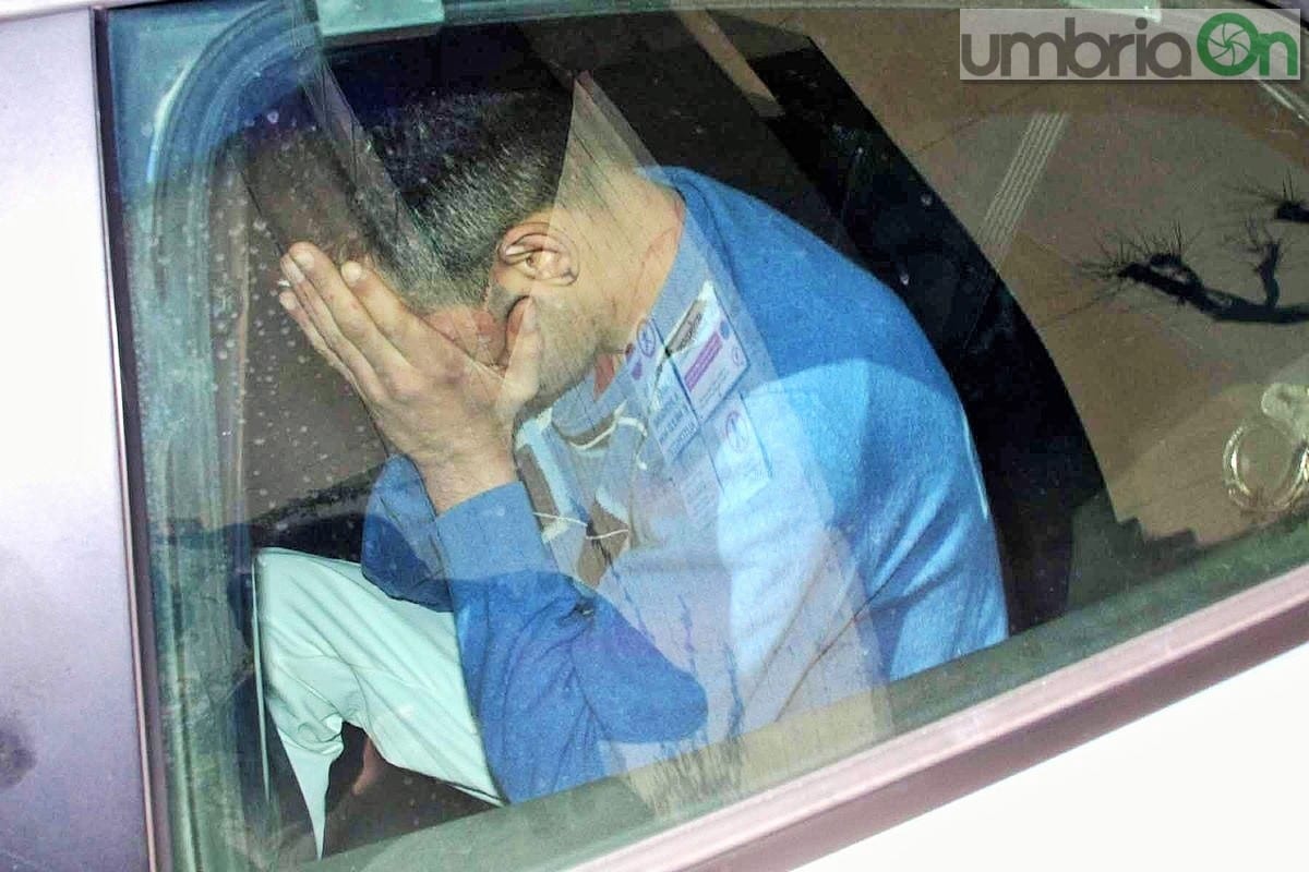Amine Aassoul viene portato in carcere