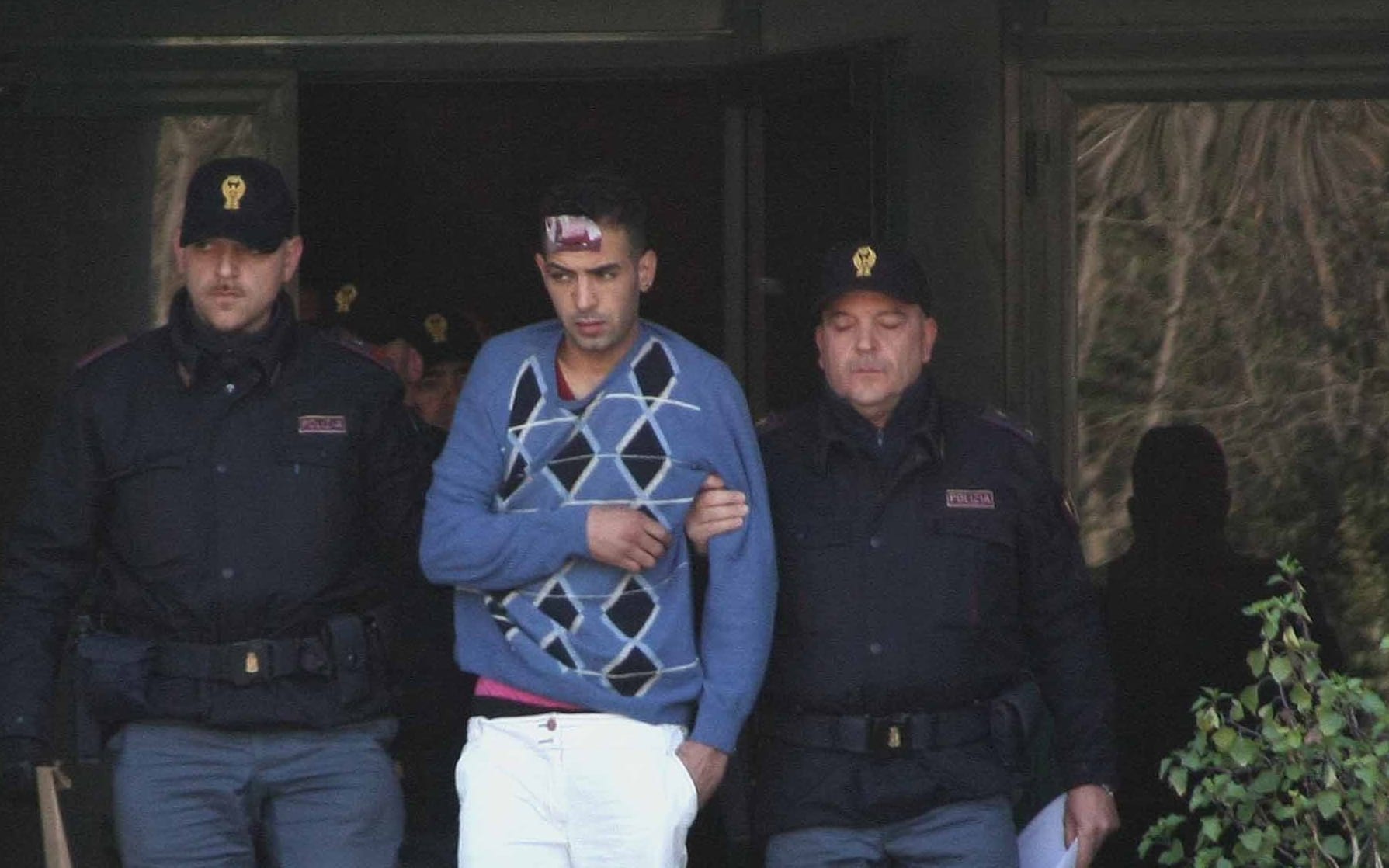 Amine Aassoul viene portato in carcere