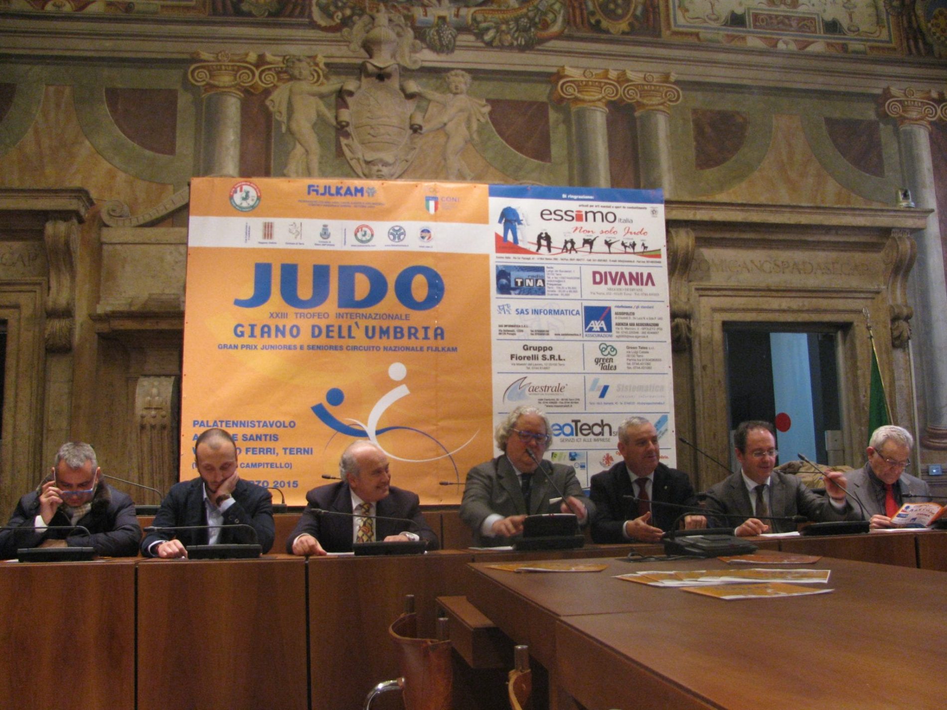 La conferenza di presentazione