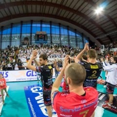 Volley, la Sir Safety fa suo (3-0) il derby