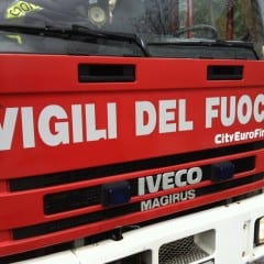 Terni, jeep va a fuoco a Sant’Erasmo