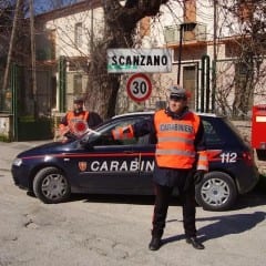 Botte alla moglie incinta, arrestato