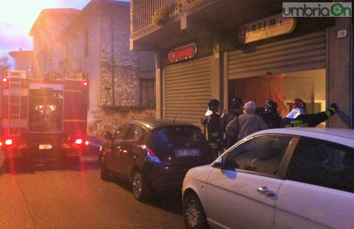 Il locale interessato dalle fiamme