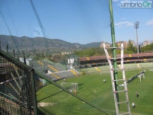 L'innalzamento della rete al terzo anello dei distinti ‘A’