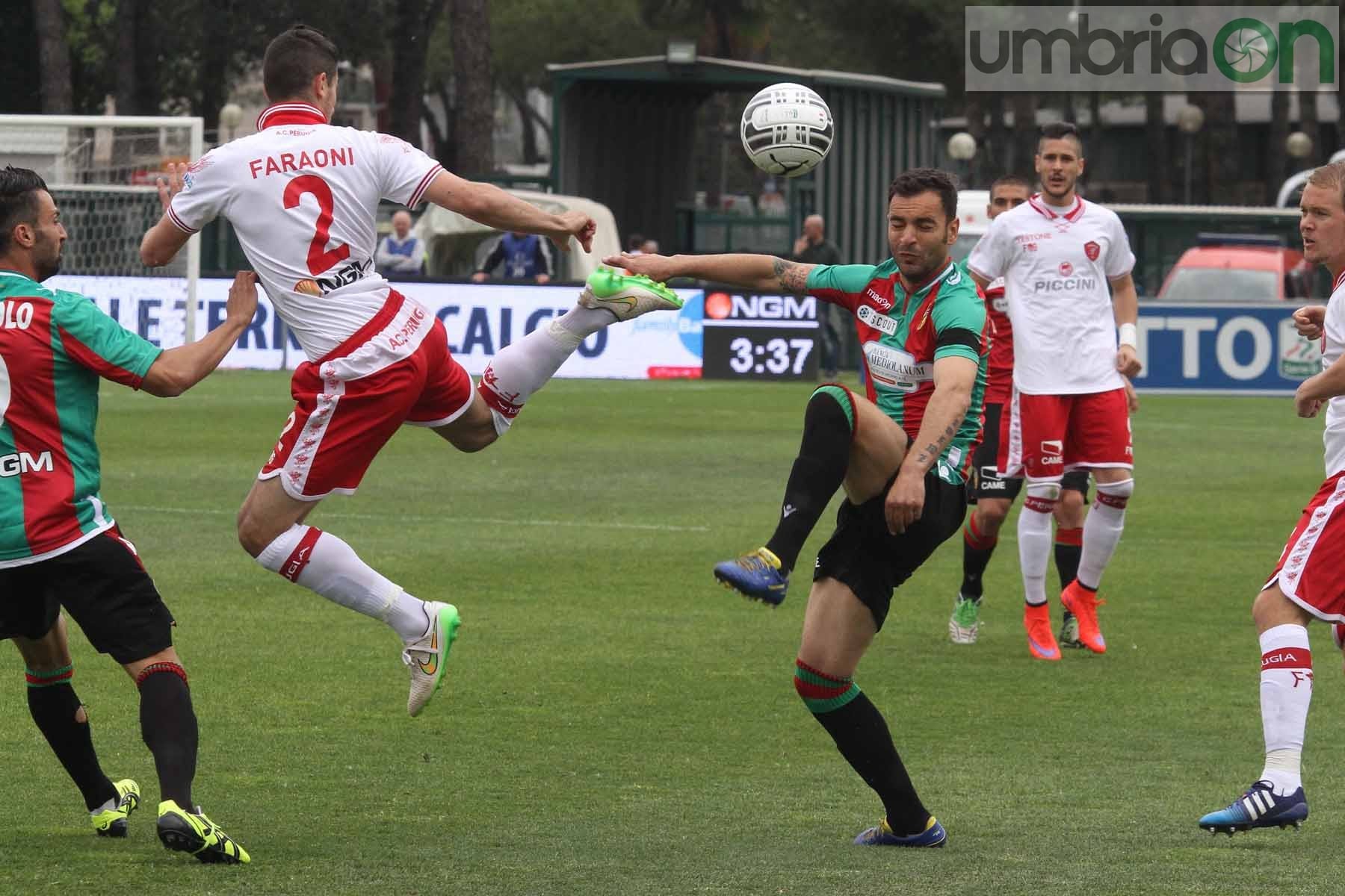 Il derby (Foto A.Mirimao)